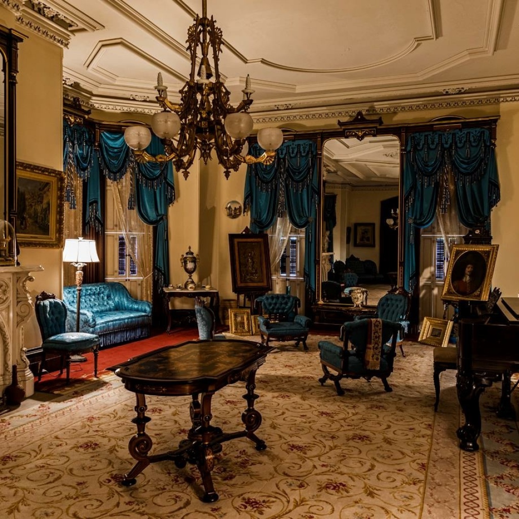 The drawing room of the Richardson-Bates House Museum, decorated with opulent Victorian furnishings.