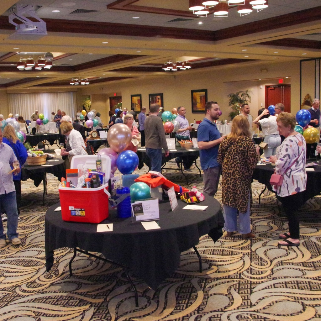 2024-auction-supporters
